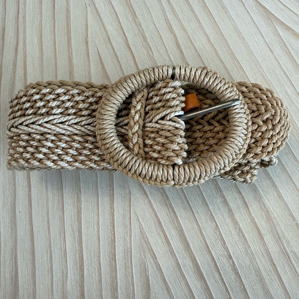 Woven Round Buckle Braided Belt - Natural Beige - Picture 9 of 9